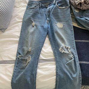 Levis 501 Distressed Mom Jean
